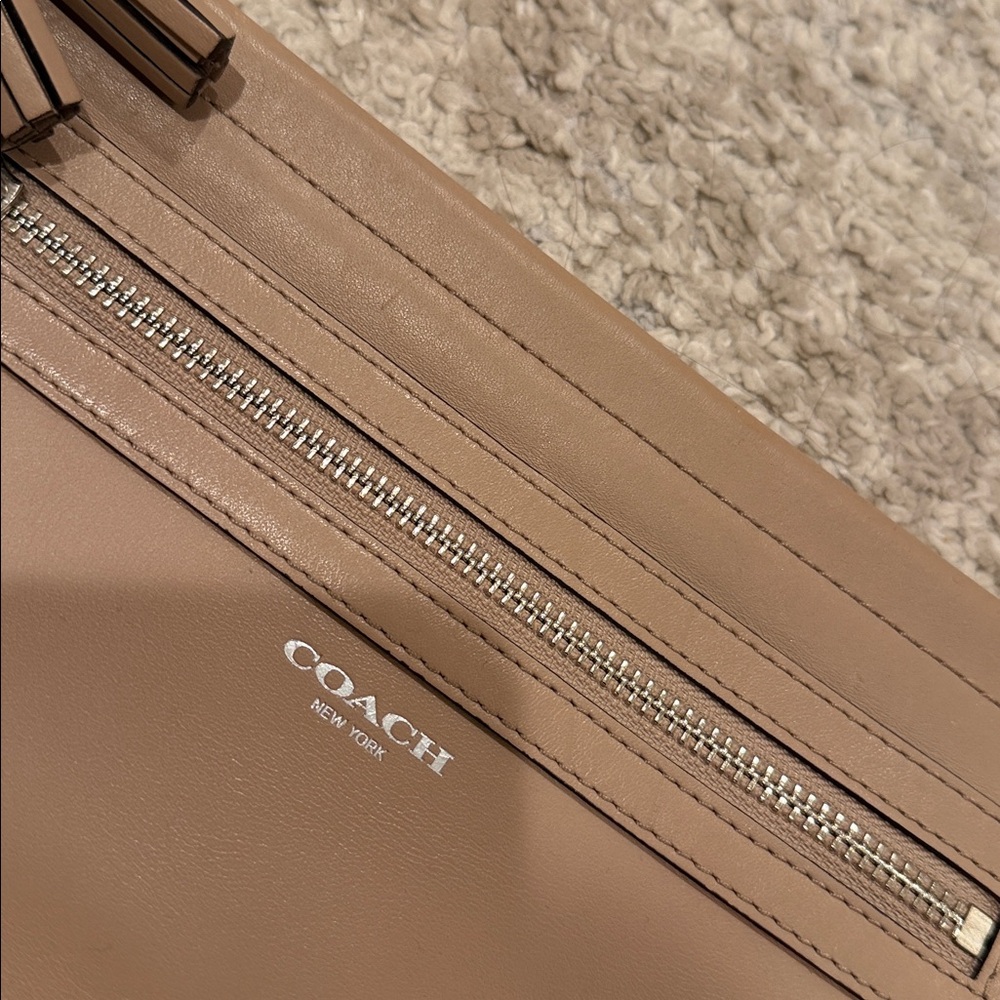 Coach Beige Clutch - Picture 5 of 15